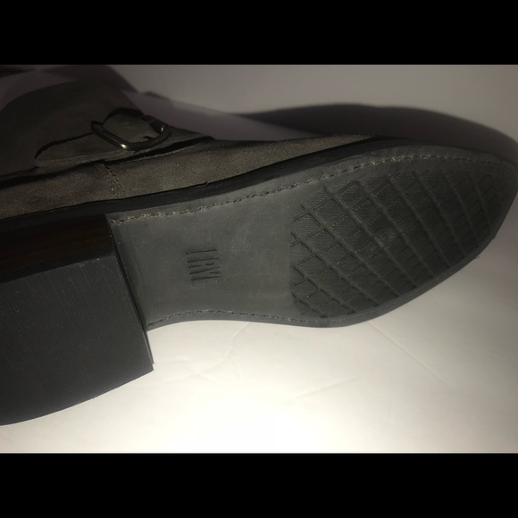 FRYE - HANNAH ENGINEER SMOKE ANKLE BOOT SZ 8.5 - Picture 7 of 8